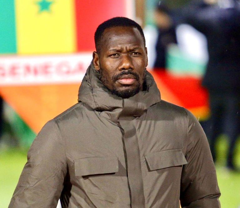 Pape Thiaw et les Lions : Un contrat ambitieux pour un nouvel élan