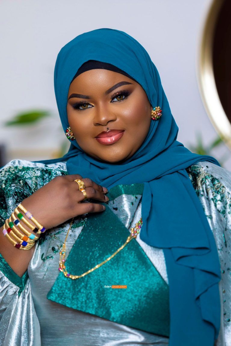 (Photos) : Hajja Khadeejah Muhammad, la seconde épouse d’Eumeu Sène, resplendissante