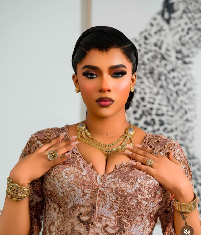 Racky Aidara ravit la toile avec sa tenue de Korité