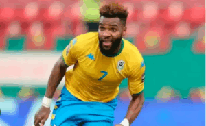 Gabon : Décès tragique d’Aaron Boupendza après une chute du 11e étage en Chine