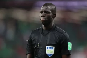 Coupe du monde des clubs 2025 : Djibril Camara et Nouha Bangoura sélectionnés parmi les arbitres assistants