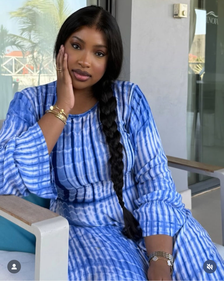 (03 photos): Venus, la fille de Youssou Ndour très chic et simple