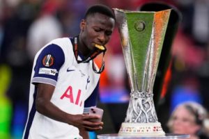 Ligue Europa : Pape Matar SARR champion d'Europe avec Tottenham