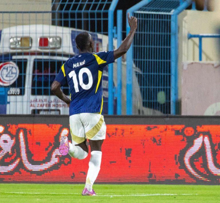 Quadruplé Historique pour Sadio Mané : Al-Nassr Écrase Al-Okhdood 9-0