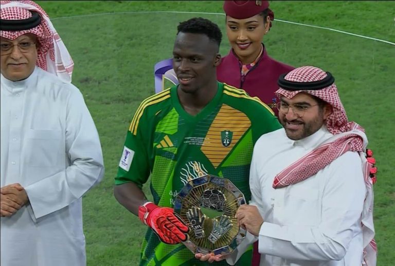 Ligue des Champions d’Asie : Sacré et Couronné, Édouard Mendy Meilleur Gardien avec AL-AHLI