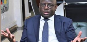 Cheikh Diba, ministre du Budget : «les 10000 milliards de dette ne sont pas de la responsabilité du régime actuel»