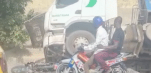 Keur Massar : Un motocycliste mortellement heurté par un camion