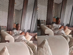 Macky Sall filmé en train d’apprendre le Coran (vidéo)