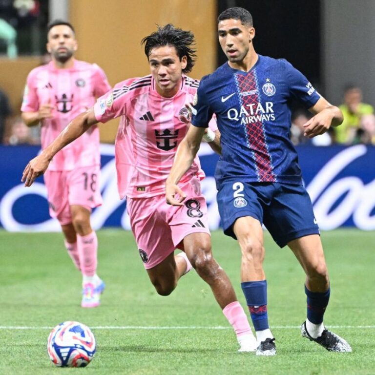 « C'est un garçon que l'on doit freiner » : comment Achraf Hakimi enchaîne les matches à haute intensité depuis un an