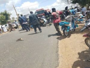 Collision entre trois véhicules à Lalane : le bilan fait un mort et sept blessés dont deux graves