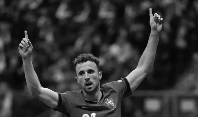 Le monde du football rend hommage à Diogo Jota