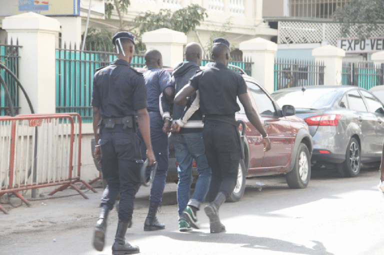 Affaire escroquerie par Qnet à Mbour : soupçons de séquestration et arrestation d’un suspect