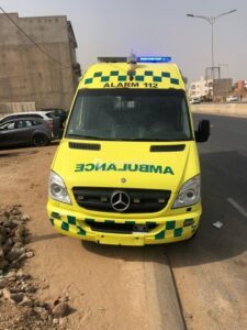Insolite : Abandonné par le bus, il vole une ambulance pour rentrer chez lui…