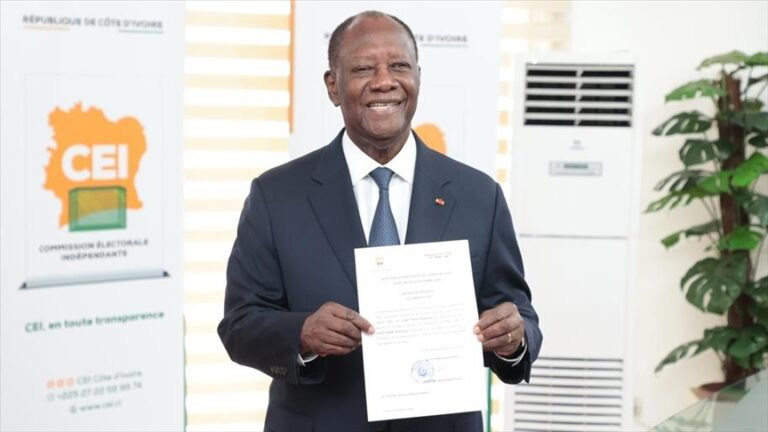 Côte d’ivoire : Ouattara a déposé son dossier de candidature