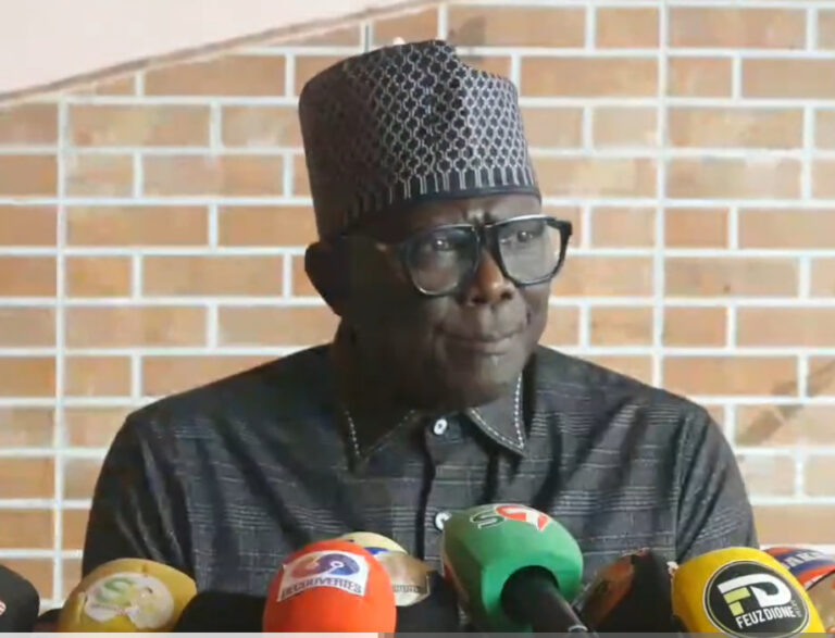 Moustapha Diakhaté dénonce une "guerre juridique" contre la liberté d'expression et accuse le procureur Ibrahima Ndoye