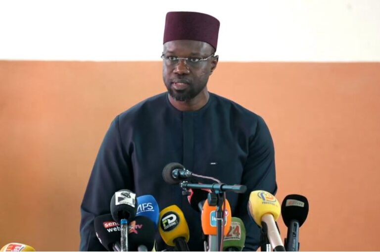 Impôts : Ousmane Sonko annonce que les influenceurs « passeront à la caisse »