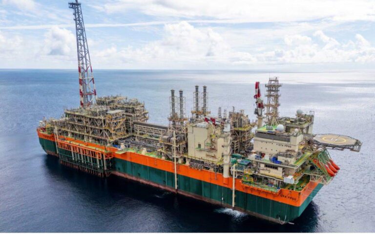 Pétrole et gaz : Sangomar et GTA boostent leur production en août 2025