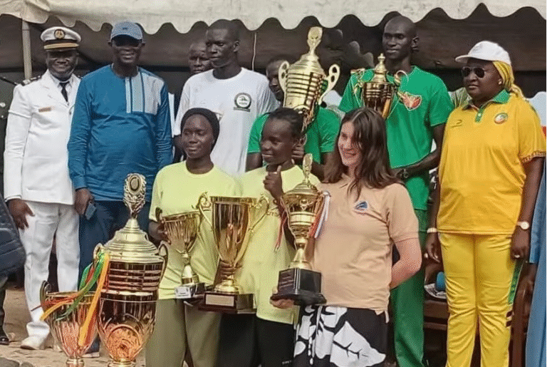 Traversée Dakar – Gorée : 1004 participants pour cette édition co-présidée par Madame le Ministre de la Jeunesse et des Sports