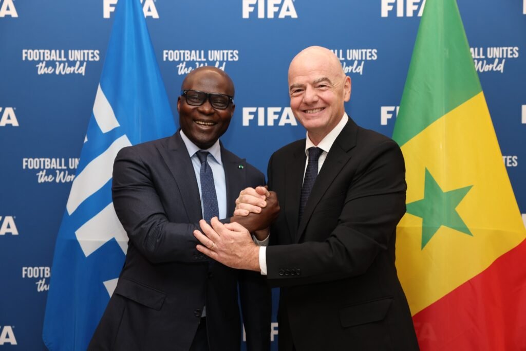 Le Président Abdoulaye Fall rencontre le Président Infantino