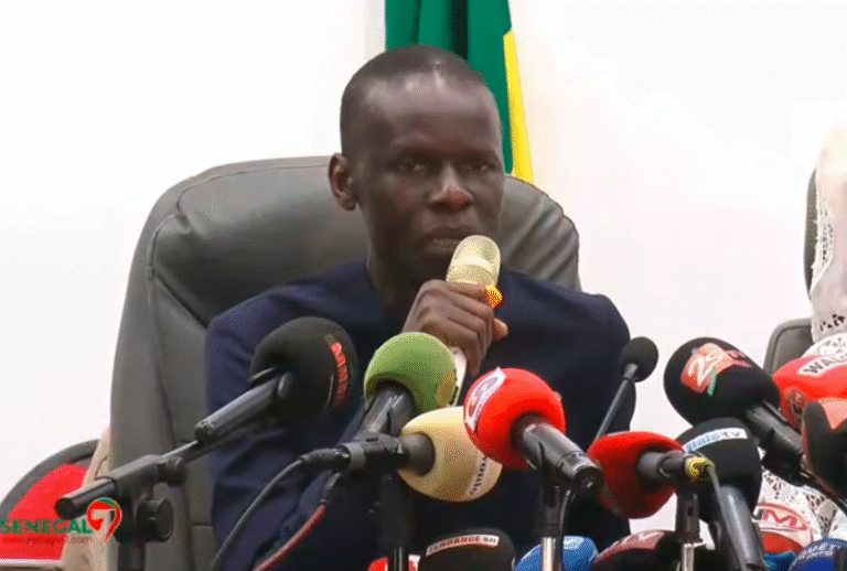 Waly Diouf Bodiang : "Macky assume ses actes. Il sera le Sarkozy sénégalais"