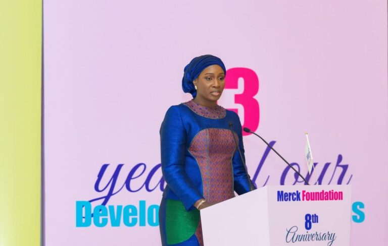 Sénégal : la Première Dame Marie Khone Faye nommée ambassadrice de la Fondation Merck « Plus qu’une mère »