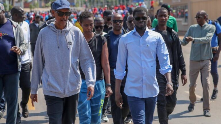 Rwanda : Bassirou Diomaye Faye prend part à la « Car Free Day » aux côtés de Paul Kagame à Kigali (Photos)