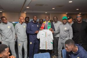 Quatrième séance des "Lions" : entraînement allégé et visite de l'Ambassadeur Cheikh Wade