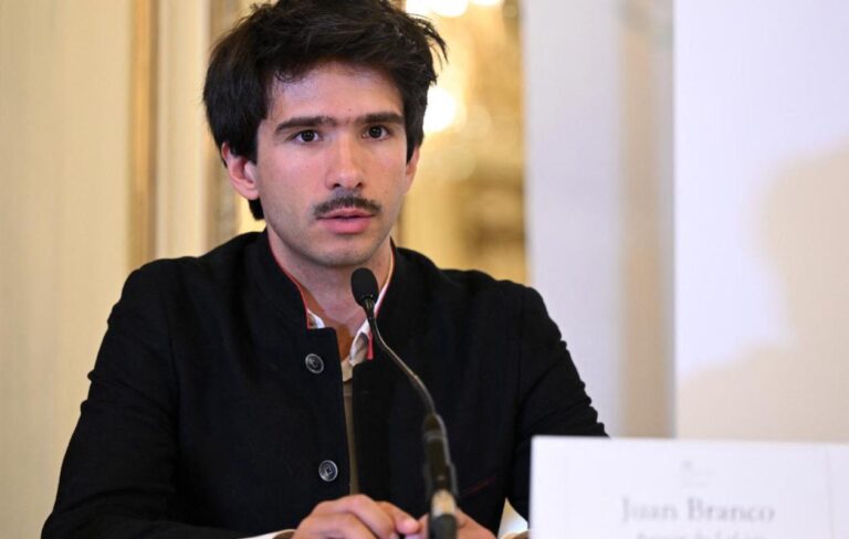 Juan Branco: « Les numéros 2 ne supportent pas leur illégitimité…»