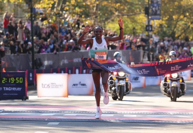 Marathon de New York 2025 – Le Kenya domine, final de légende