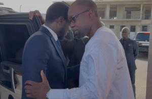 Dernière minute : « Ousmane Sonko et Bassirou Diomaye Faye se sont rencontrés au Palais » (Vidéo)