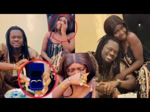 Sénégal – Après sa déclaration « Moy sama lumière », Omaro offre une bague en diamant à Sokhna Bator