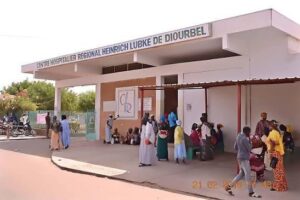 Affaire du bébé mort devant l’hôpital à Diourbel : la sage-femme condamnée