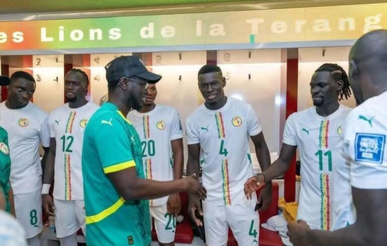 Remise du Drapeau : les Lions au Palais sans…