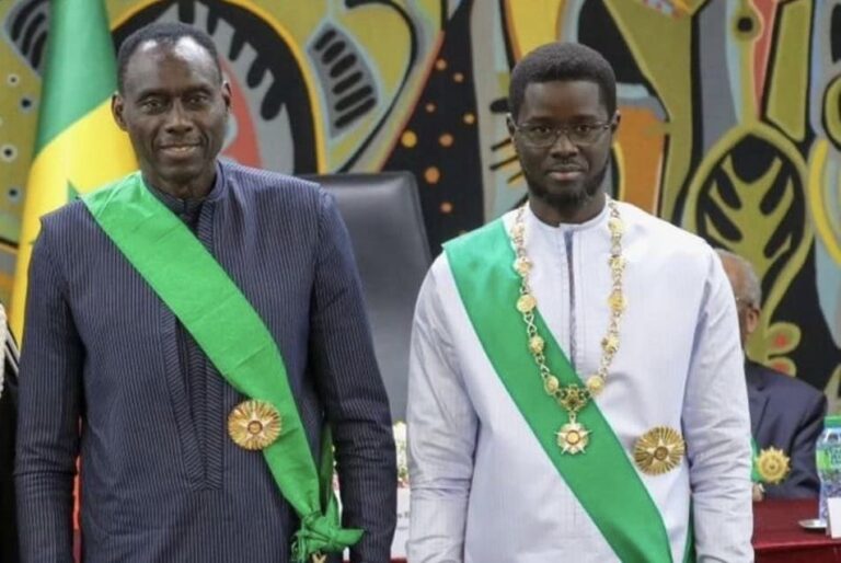 Unique médaillé Olympique Sénégalais, Amadou Dia Ba honoré par le Président de la République !