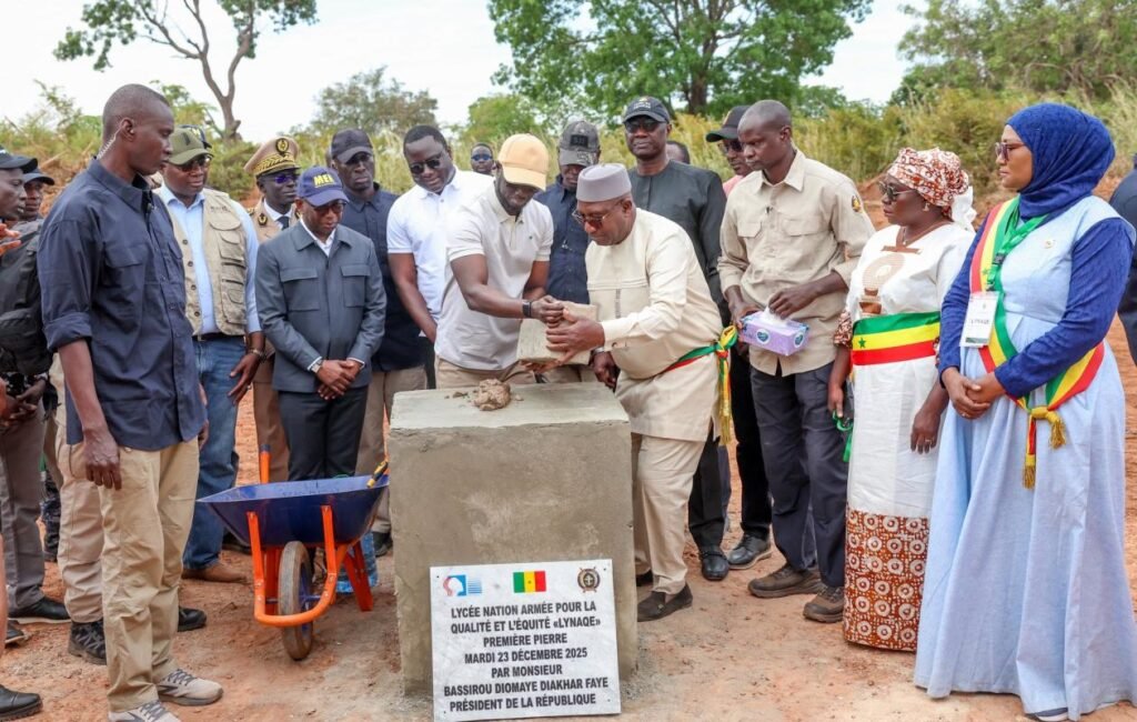 Après l’Agropole Sud, le Président de la République, Bassirou Diomaye Diakhar Faye, s’est rendu à Sindone, dans la commune d’Adéane,