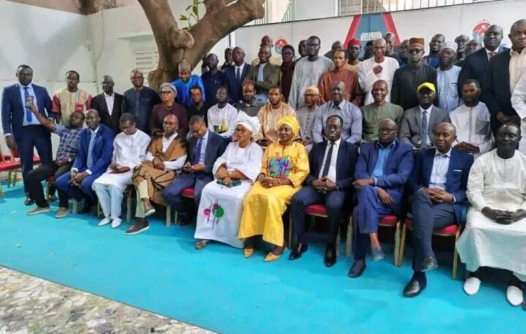 [Photo] la coalition Diomaye président a trouvé un siège !