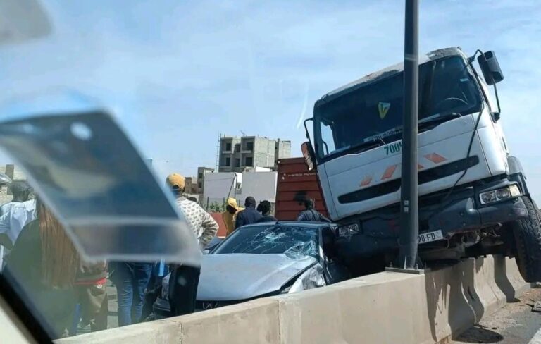 5 morts et 2 blessés à Keur Ndiaye Lo : les circonstances de l’accident sur l’Autoroute de l’Avenir