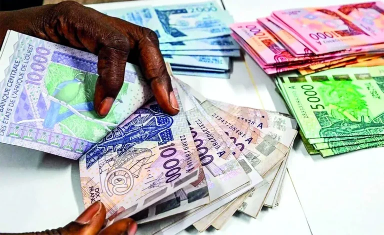 Africa banque Sénégal (ex-BDK) : un client dispose de 5000 F CFA dans son compte, mais réussit à retirer 7,2 millions grâce à...