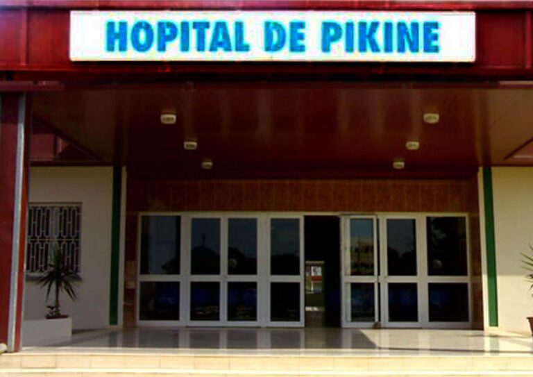 Hôpital de Pikine : la patiente accouche en secret dans les toilettes avant de...