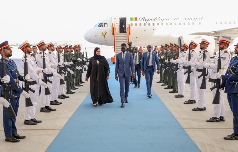 Le Président Bassirou Diomaye Faye débarque à Abu Dhabi après une visite officielle au Koweït (photos)