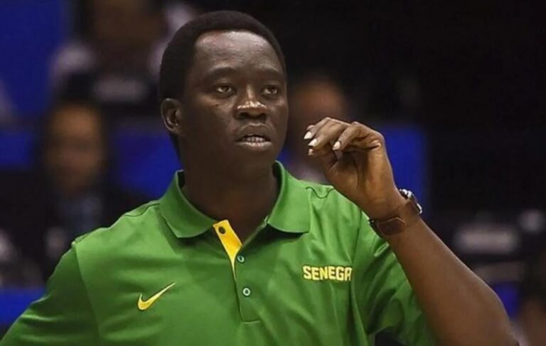 Basket : pourquoi Cheikh Sarr est revenu sur le banc des Lionnes