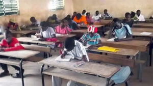 Education : l'Etat supprime l'entrée en 6eme et fixe une limite de 250 candidats au CFEE