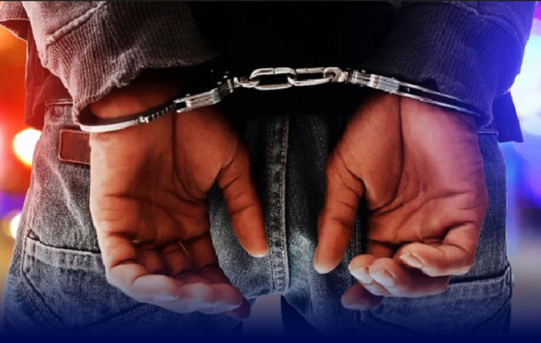 Grand-Dakar : surprise dans sa chambre avec du haschich, la "marraine" tombe avec son complice de 16 ans