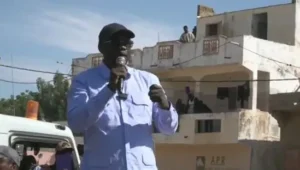 Ousmane Sonko à Guinguinéo : «Ngourr Fésoul sa beut, kone dugnma téré nék candidat ma … » (vidéo)