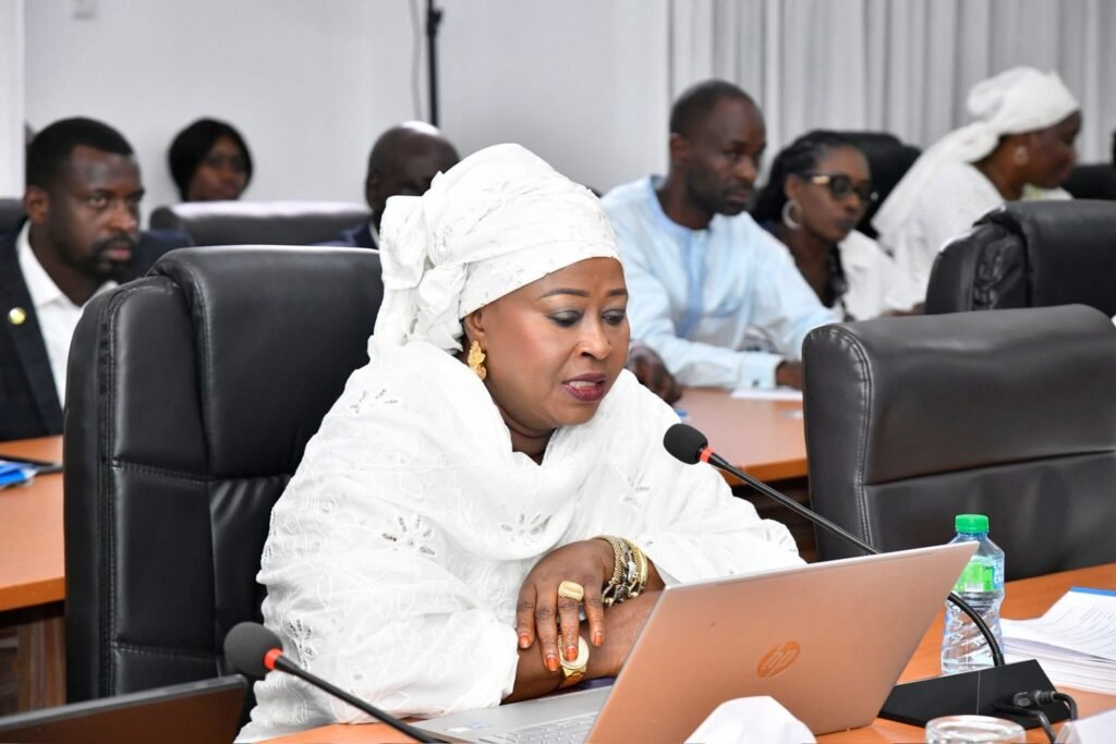 Le ministère de la Famille dément les allégations de favoritisme dans le financement des projets des femmes ministère de la Famille