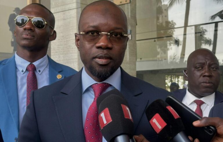 Sénégal : Franklin Nyamsi prédit la démission de Sonko et la nomination de cette femme politique comme Première ministre