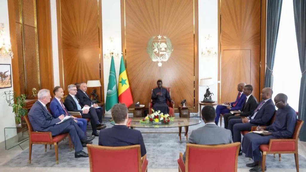 Migration, sécurité et infrastructures : Dakar et l’Union européenne renforcent leur partenariat Migration