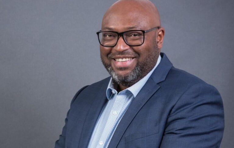 Réélection de Lamine Naham : Le parcours incroyable du petit-fils d'El Hadj Malick Sy devenu maire en France