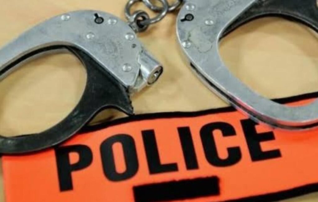 Mbacké : Un chauffeur surpris nu en train de caresser un garçon de 12 ans chauffeur surpris nu en train de caresser un garçon