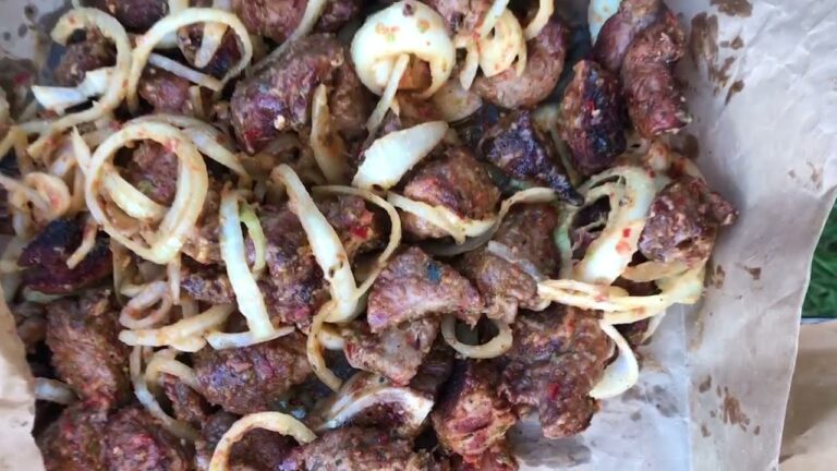 Hamo Tefess : Des Nigérians surpris en train de préparer un «dibi» de chien (vidéo)